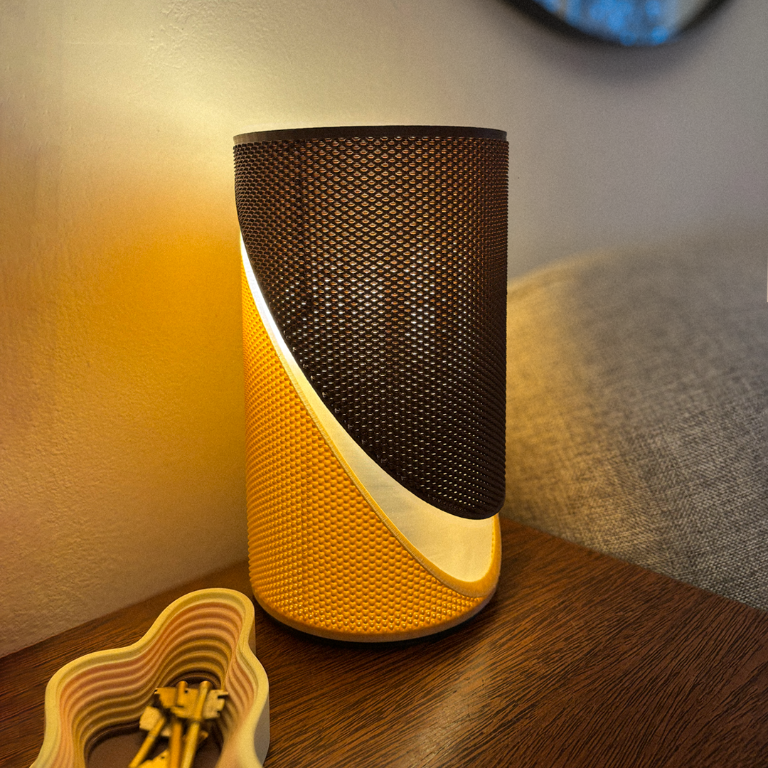 The Axel Table Lamp