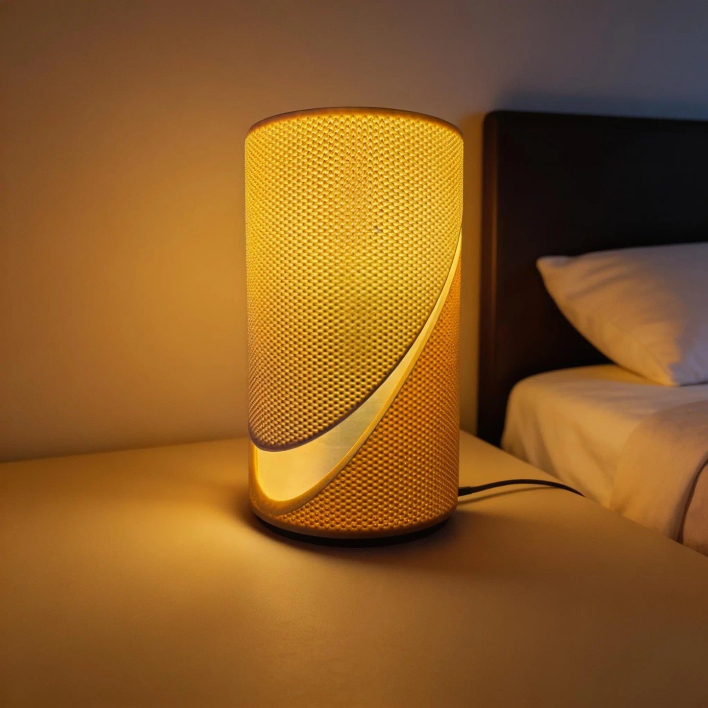 The Axel Table Lamp